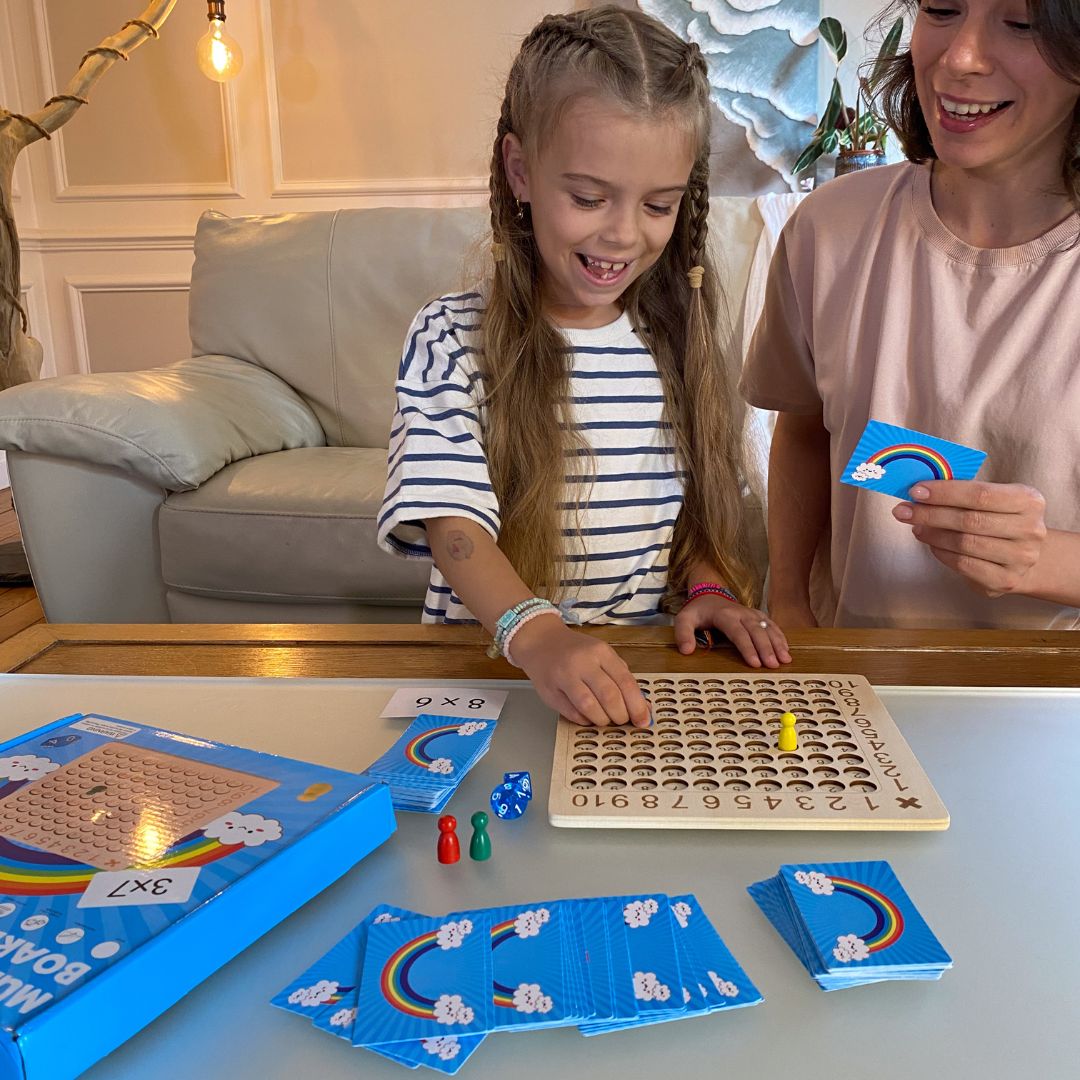 Jeu de Maths Montessori avec Cartes et Dés - Numérofun™